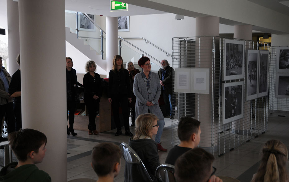 Foto: Fotoausstellung ML2 Eröffnung Besucher