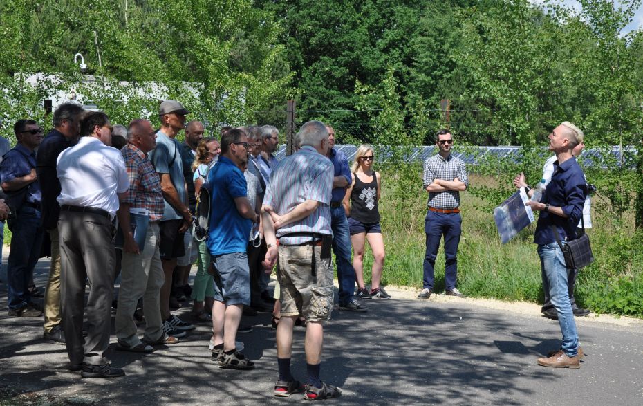 Viele Menschen besuchen das ehemalige Militärgefängnis in Schwedt.