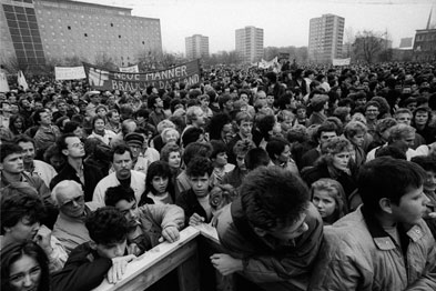 Foto: 10 000 auf dem Sportplatz Dreiklang