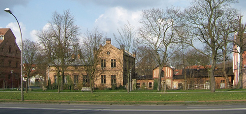 Foto: Gebäude an der Lindenallee