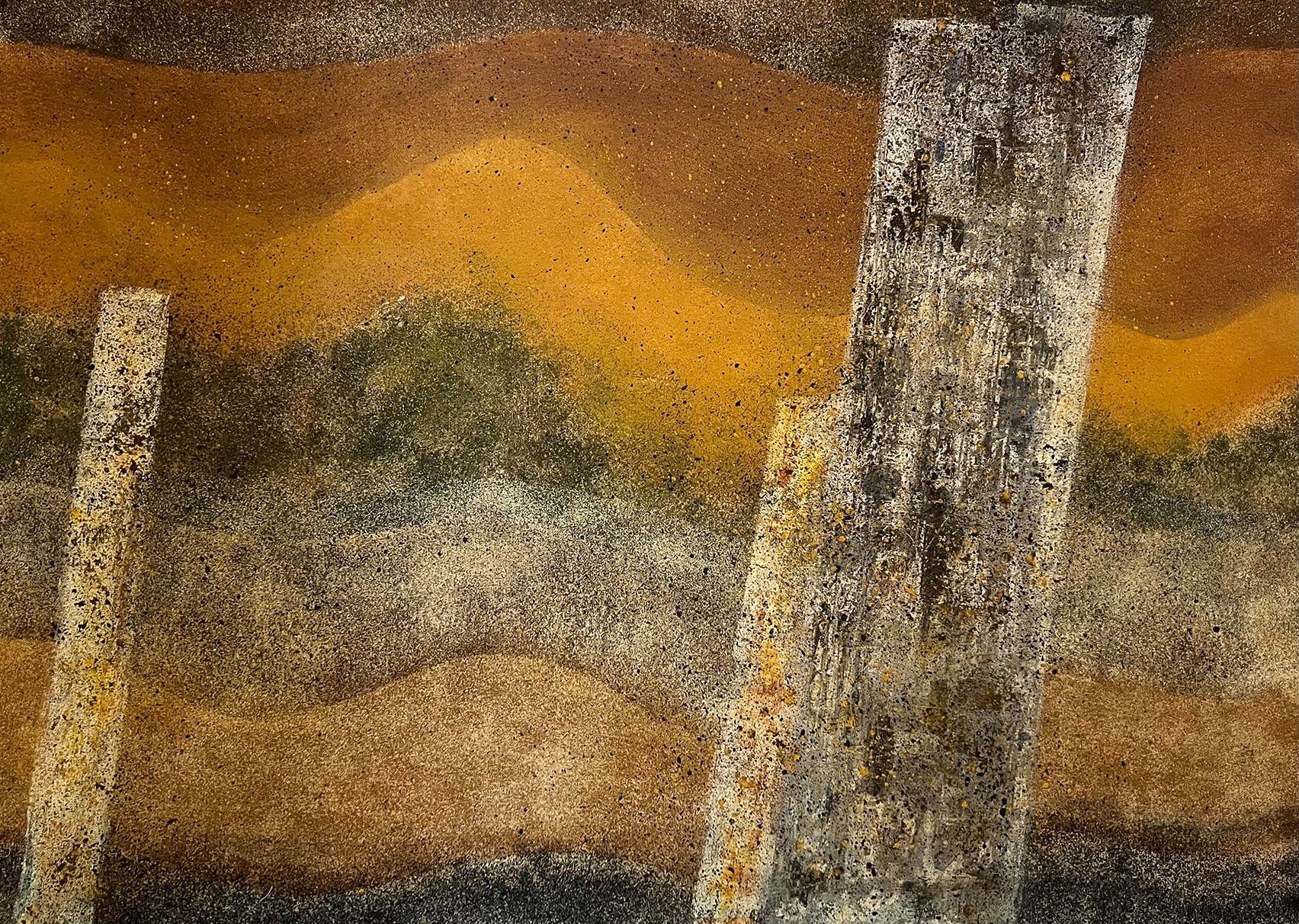 Grafik: verschiedene strukturierte Farbflächen deuten wellenförmig das Meer an