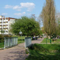 Foto: Fußgängerbrücke am Uferweg