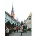 Foto: Blick in die Vierradener Straße mit den Ständen