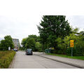 Foto: Rosa-Luxemburg-Straße an der Einbiegung zur Festwiese und mit Umleitungsschild