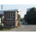 Foto vom 25. August 2011: Bahnwärterhäuschen und Straße