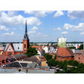 Foto vom 5. Juni 2010: Blick über die Dächer in Richtung katholischer Kirche und PCK