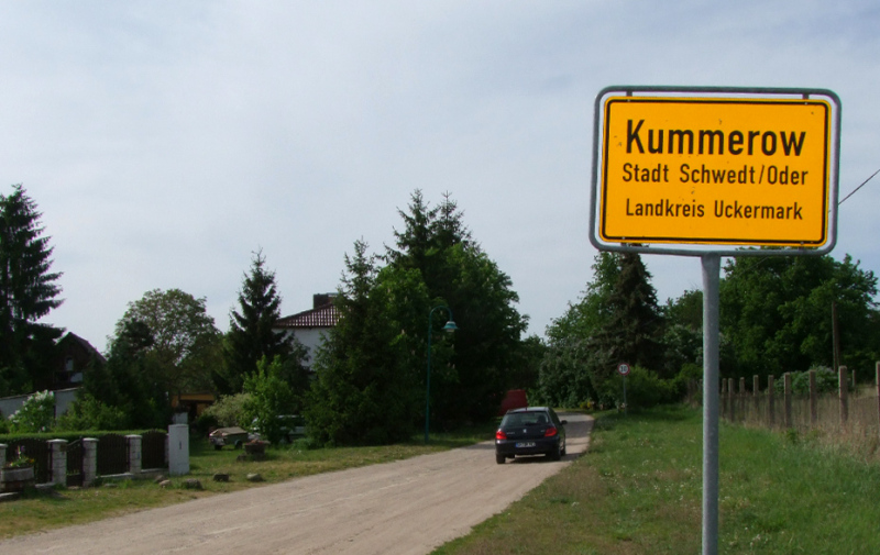 Foto: Ortseingangsschild von Kummerow Foto: Ortseingangsschild von Kummerow