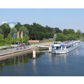 Foto vom 25. Juli 2012: Kabinenschiff am Bollwerk