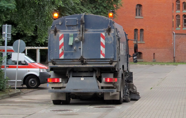 Foto: Straßenreinigungsfahrzeug