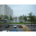 Foto vom 6. Oktober 2011: regennasse Straße