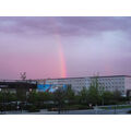 Foto vom 26. April 2012: Regenbogen über der Sporthalle Talsand und dem Mehrfamilienhaus K.-Niederkirchner-Straße