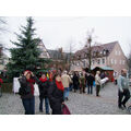 Foto: Stollenmarktbesucher auf dem Vierradener Platz