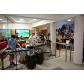 Foto: drumpeople im Foyer