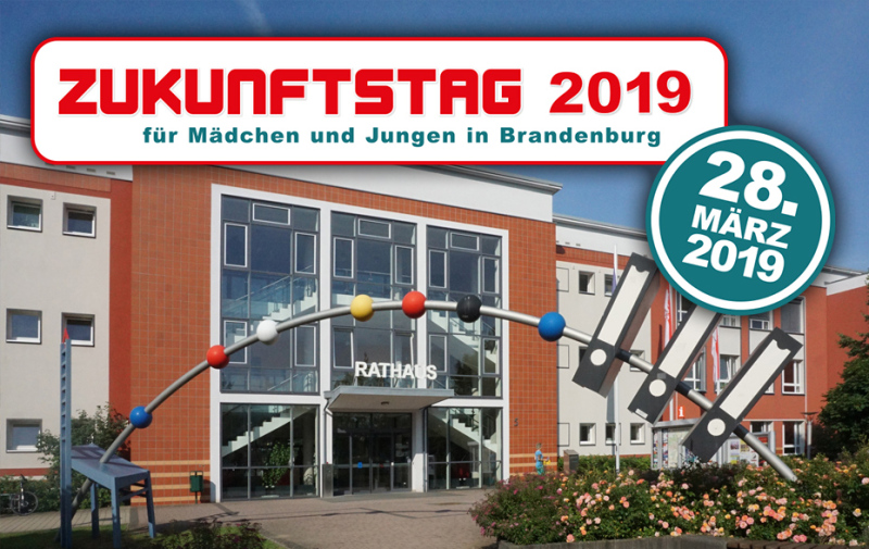 Foto: Rathaus mit Logo Zukunftstag 2019